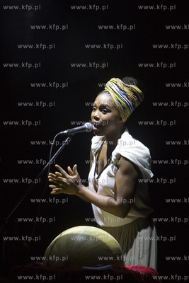 Gdańsk. Klub Parlament. Siesta Festival. Nz. występ...