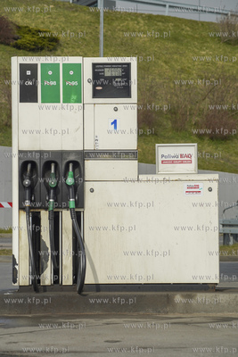 Gdańsk. Stacja paliw Carrefour przy C.H. Morena ul....