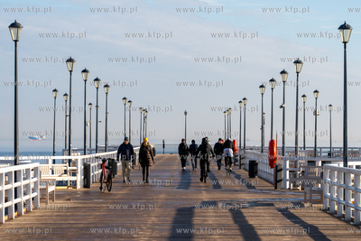 Nowe ławki na molo w Brzeźnie. 19.03.2026 fot. Paweł...