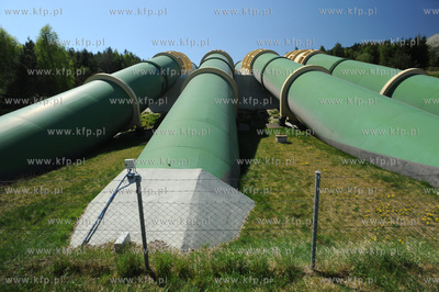 Elektrownia wodna Zarnowiec w Czymanowie jest najwieksza...