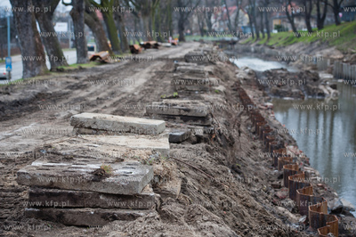Gdansk. Remont i modernizacja kanalu Raduni. Na odcinku...