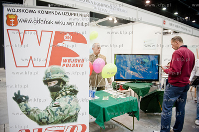 Gdansk Letnica. Centrum konferencyjno-wystawiennicze...