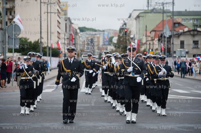 Gdynia. Centralne uroczystosci obchodow Swieta Wojska...