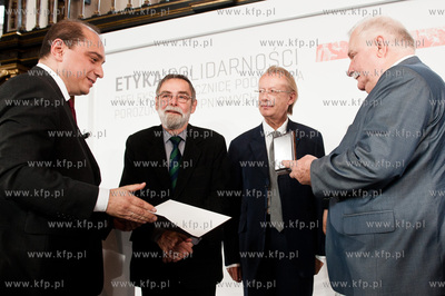 Gdansk. Dwor Artusa. Spotkanie pt Etyka solidarnosci...