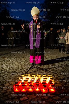 Gdansk. Cmentarz Garnizonowy. Dzien Pamieci Zolnierzy...