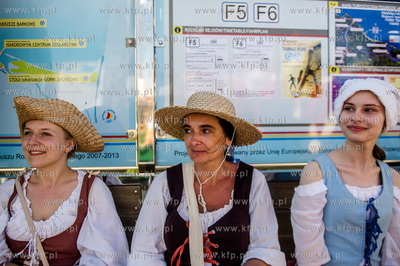 Gdansk. Rybackie Pobrzeze. Baltic Sail. Inscenizacja...