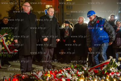 Gdansk. Plac Solidarnosci. Obchody 45. rocznicy Grudnia...