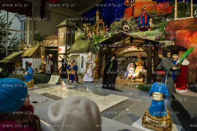Gdansk. Ruchoma Szopka Bozonarodzeniowa w kosciele...