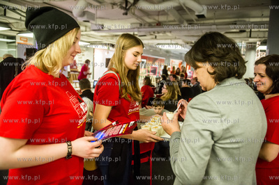 Gdańsk. Wrzeszcz. CH Manhattan. Wernisaż wystawy...