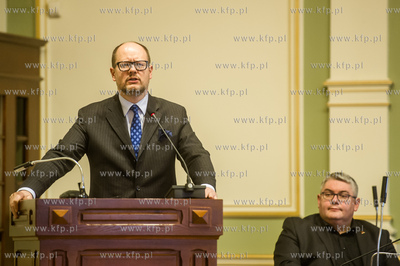 Gdansk. Nowy Ratusz. XXXVI Sesja Rady Miasta Gdanska....