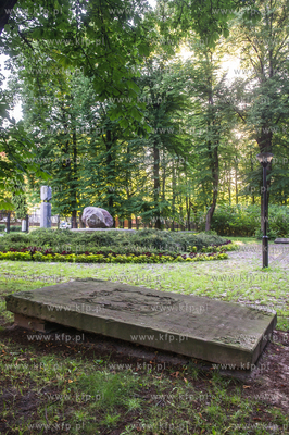 Gdańsk. Lapidarium w parku Akademickim. 17.07.2017...