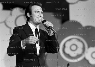 X Miedzynarodowy Festiwal Piosenki w Sopocie. Na scenie...