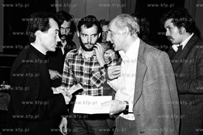 Strajk w Stoczni Gdanskiej im. Lenina Nz. od lewej...