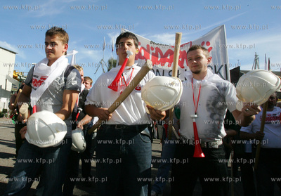 Szczecin. Kilka tysiecy zwiazkowcow z calej Polski...