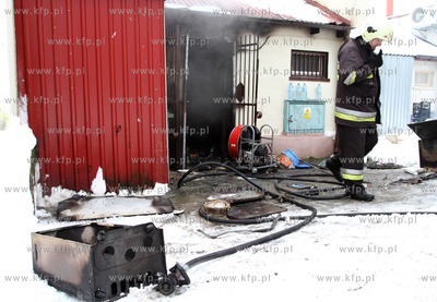 Pozar w sklepie rybnym na Gdanskim osiedlu Morena,...