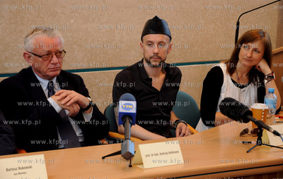 Urzad Miasta Gdyni. Konferencja prasowa dedykowana...