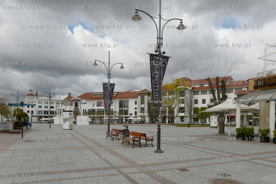 Sobota 25 kwietnia 2020 roku w Sopocie, godziny przedpołudniowe...