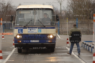 Michal Tusk zdal egzamin na prawojazdy kategorii D...