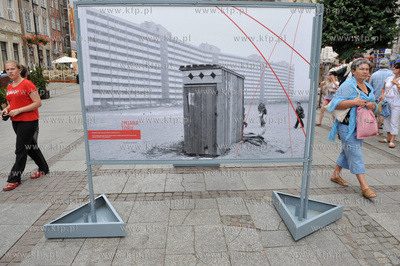 Wystawa Zmiana Toru przygotowana przez Europejskie...