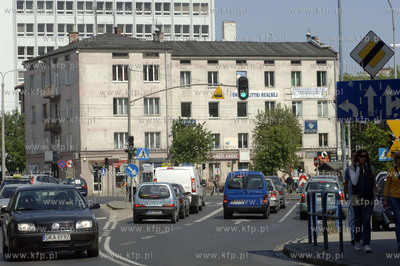 Gdabsk Wrzeszcz. Ul. Do Studzienki, w glebi al. Grunwaldzka....