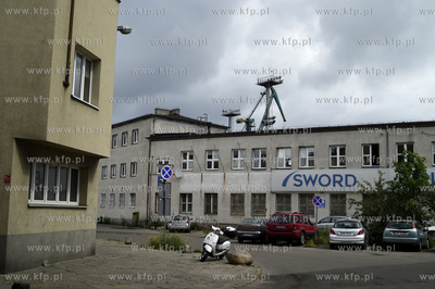 Gdynia. Okolice stoczni Nauta na u. Waszyngtona.  Firma...