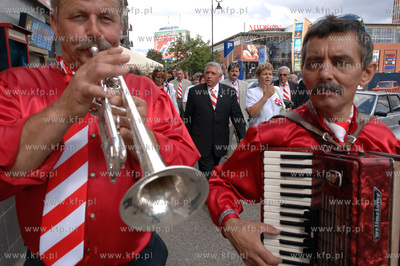 Kampania wyborcza do Parlamentu i prezydencka Samoobrony...