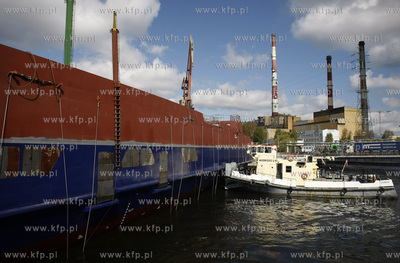 Gdansk. Stocznia Polnocna. Wodowanie dwustronnego ...