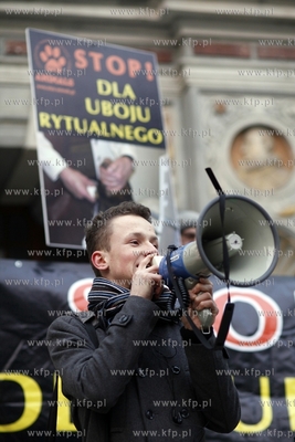 Demonstracja dzialaczy Towarzystwa Opieki nad Zwierzetami...