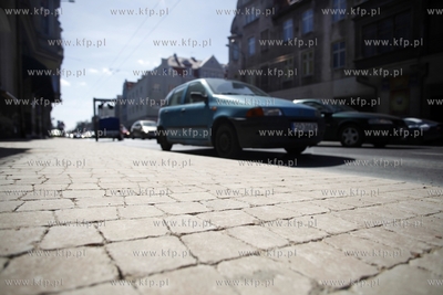 Sopot. Rewitalizacja Al.Niepodleglosci. Wymiana nawierzchni...