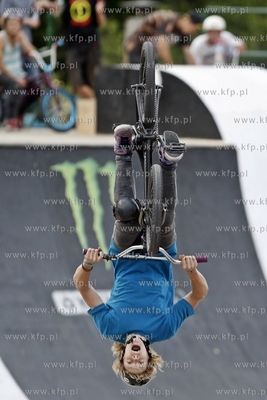 Gdansk. Plac Zebran Ludowych. Baltic Games -  Festival...