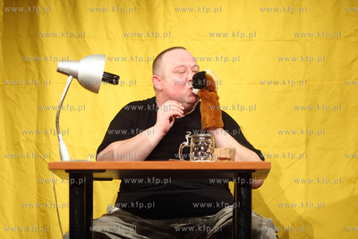 Monoblok IV Festiwal Monodramu w Klubie Plama w Gdansku...