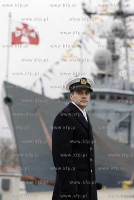 Port Wojenny w Gdyni Oksywie. Rozformowanie dowodztwa...