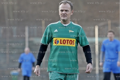 Gdansk. Boisko przy ul. Traugutta.  Sylwestrowy mecz...