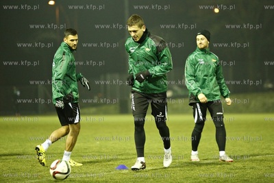 Boisko treningowe przy ul. Traugutta w Gdańsku. Trening...
