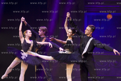 Włoska noc. Gala Sylwestrowo-noworoczna. Nz. balet.
31.12.2016
fot....