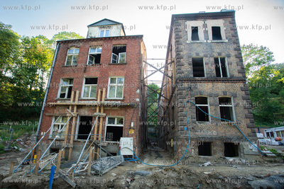 Rewitalizaja Biskupiej Górki. Nz. Budynki przy ulicy...