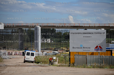 Gdansk. Budowa obwodnicy Poludniowej - wezla Lipce
02.09.2011
fot....