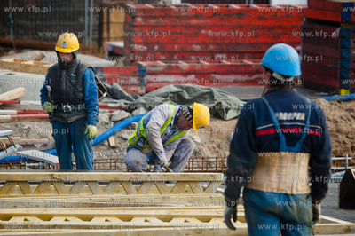 Gdansk. Budowa Teatru Szekspirowskiego.  11.04.2012...