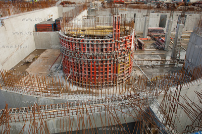 Gdansk. Budowa Teatru Szekspirowskiego. 
11.04.2012
fot....