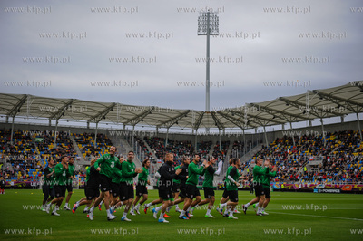 Gdynia. Stadion Miejski. Otwarty dla publicznosci trening...