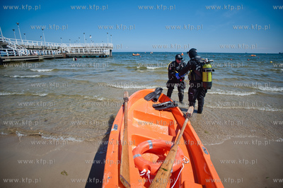 Gdansk. Plaza w Brzeznie. Diving Day 2013 - impreza...