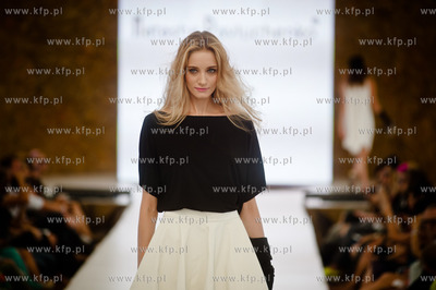 Sopot Art & Fashion Week.
Nz pokaz Natashy Pavluchenko
09.08.2013
fot....