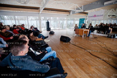 Sopot. Zatoka Sztuki. Charytatywne spotkanie z Piotrem...