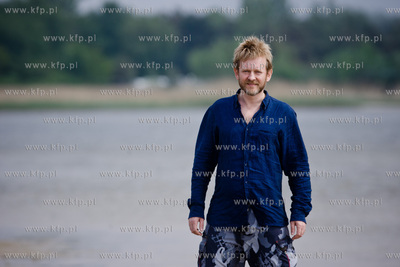 Plaza w Chalupach. PIosenkarz Pawel Stasiak.
24.05.2014
fot....