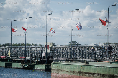 Gdańsk. Wyspa Sobieszewska. Uroczystość wbicia pierwszej...