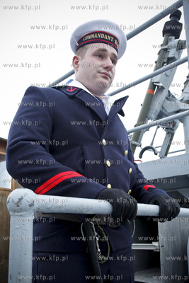 Gdynia Port Wojenny. FNS Commandant Blaison to fregata...