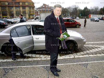 Slupsk

Jerzy Szmajdzinski, wicemarszalek Sejmu RP...