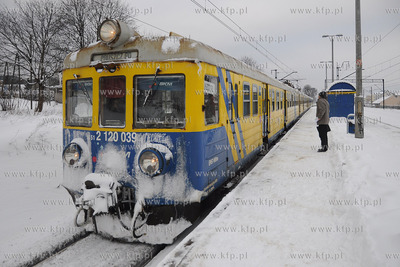 Awaria SKM-ki w Rumi. Popsuty Sprinter zablokowal tor...