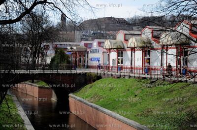 Gdansk. Centrum Handlowe Gildia przy Targu Siennym.
07.04.2011
fot....