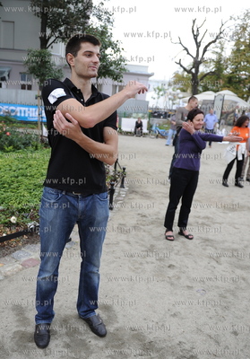 Sopot - Plac Zdrojowy. Fundacja Profilaktyki Chorob...